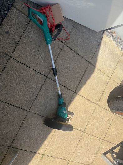 Grass trimmer
