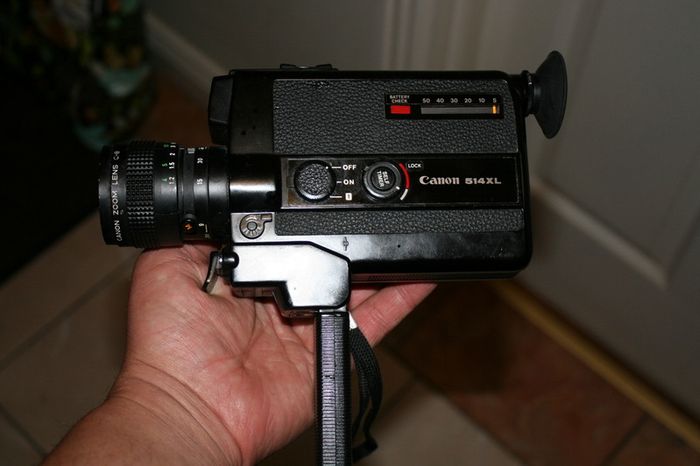 Vintage Canon Canosound 514XL 8mm Film Camera
