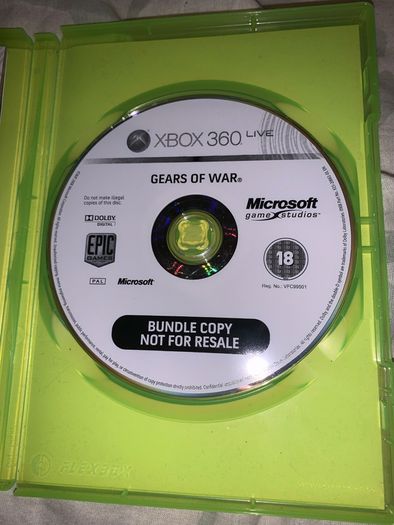 Xbox 360: rare Gears of war 1 & 2 Bundle copy