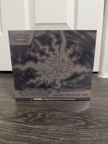 Pitch Black Pokemon Center ETB Sealed