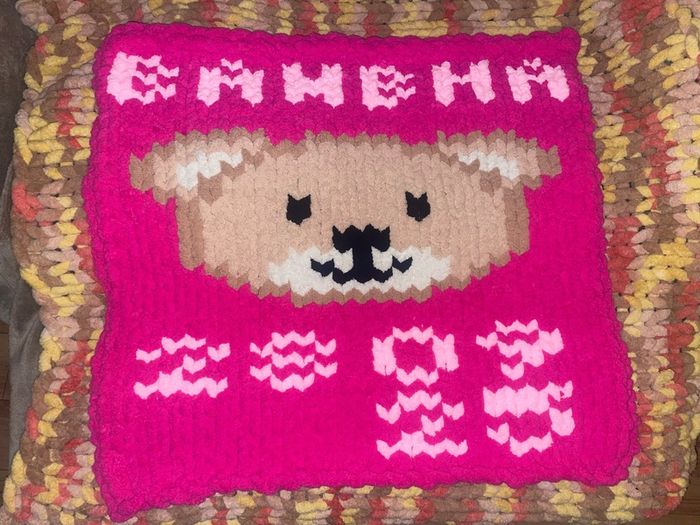 Custom Handmade Chunky Knit Blankets Available