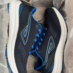 mens trainers uk 11