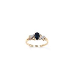 Gold ring 9k sapphire and diamonds