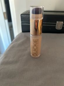 Urban decay Naked Concealer. Shade 30NN
