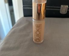 Urban decay Naked Concealer. Shade 30NN