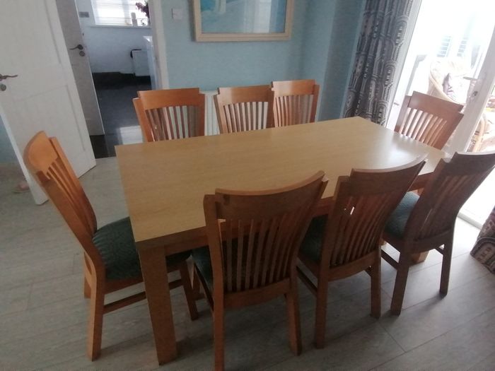 Dining Room Table and 8 Chairs