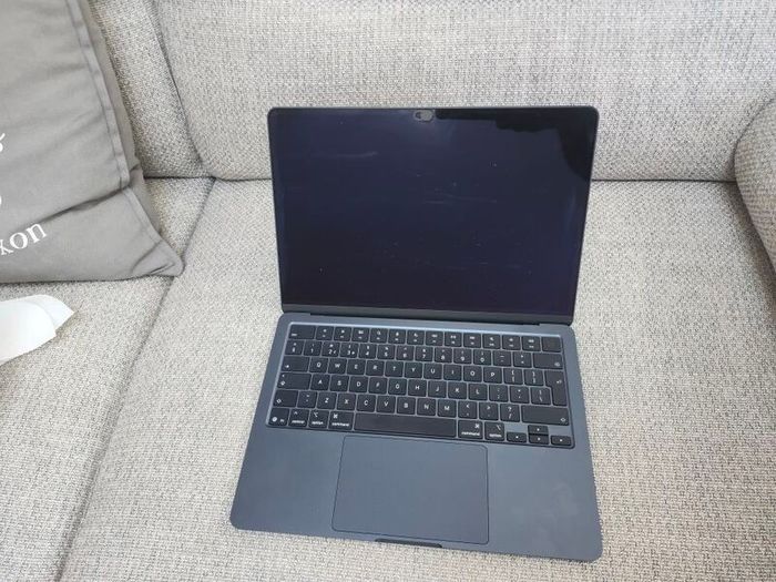 MacBook Air M5, 13 inch, 16GB, 512GB, MagSafe Power Cable - Only 3 months old, Like New