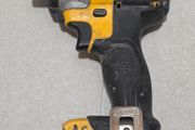 DeWalt DCF885 Impact Driver