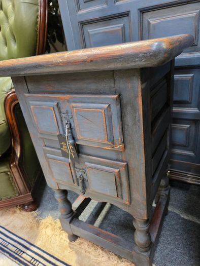 Blue Distressed Pair of Lockers
