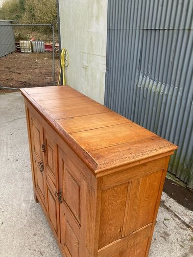 Early 20th Century Arts and Crafts Oak Cabinet - Warehouse and Showroom Open Saturday 18th April 12 til 4pm Eircode R95T227