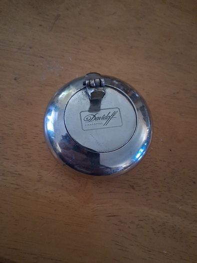 Davidoff Cigars pocket travel ashtray
