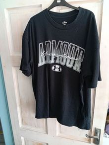 under armour t shirt XL