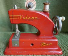 Antique Toy Sewing Machine Red Vulcan 1950s Display JAPAN JP
