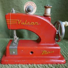 Antique Toy Sewing Machine Red Vulcan 1950s Display JAPAN JP