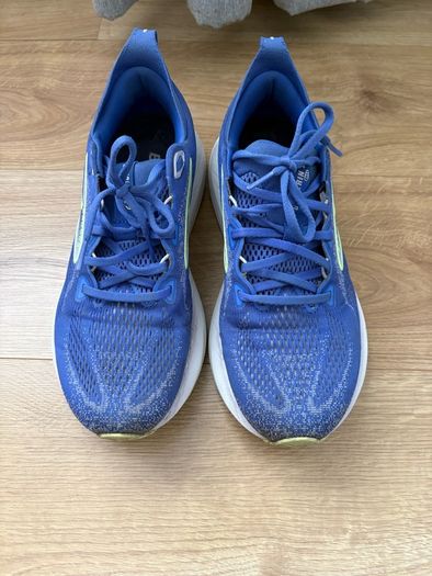 Brooks Women's Glycerin Gts 22Sneaker Size 8(42)