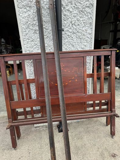 Antique 4"6 Bed