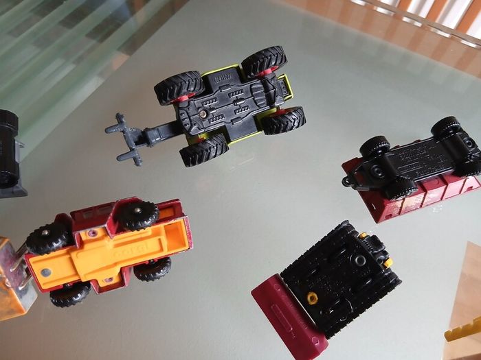 20 Construction And Farm Toy Cars