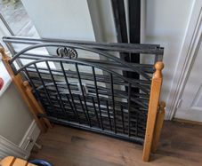Single bed, metal frame