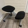 kneeling stool Image 3