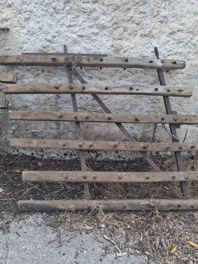 Vintage pin harrow