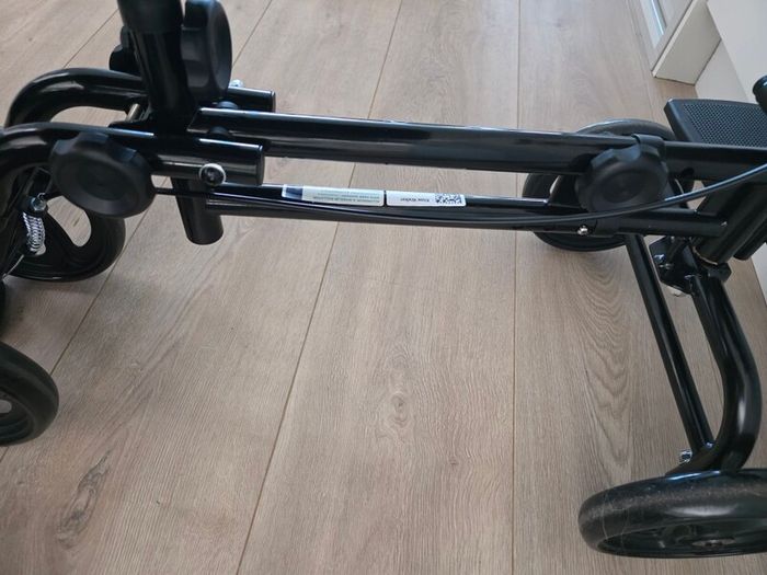 Knee Scooter