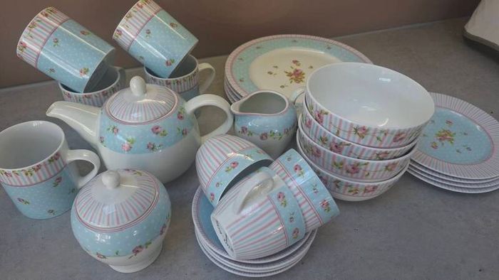 Dinner Set