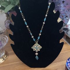 Absolute Necklace
