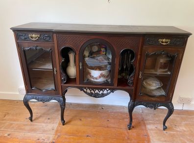Vintage Mahogany Display Sideboard / Cocktail Cabinet