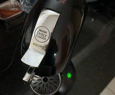 Dolce Gusto capsules coffee machine