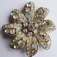 Vintage Gold Tone Metal Rhinestone Flower Pin Brooch