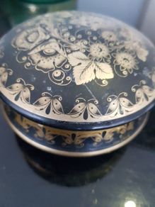 Trinket box