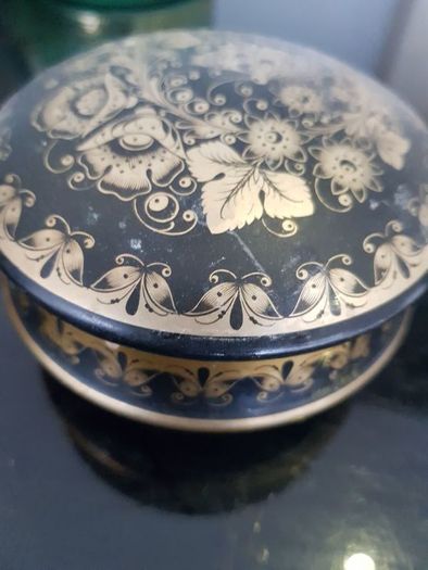 Trinket box