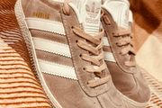 Girls adidas gazelle runners UK 1