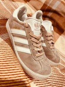 Girls adidas gazelle runners UK 1