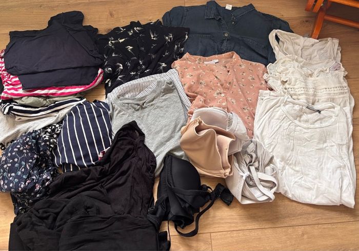Maternity summer clothes bundle 18 items