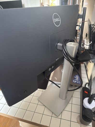 dell monitor 24