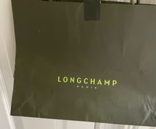 Longchamp wrapping