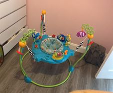baby bouncer / jumparoo