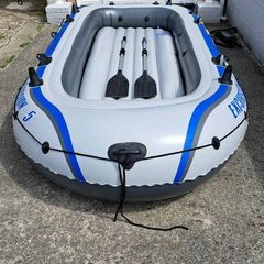 Dinghy and electric engine