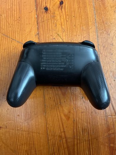 Nintendo switch pro controller ( official )