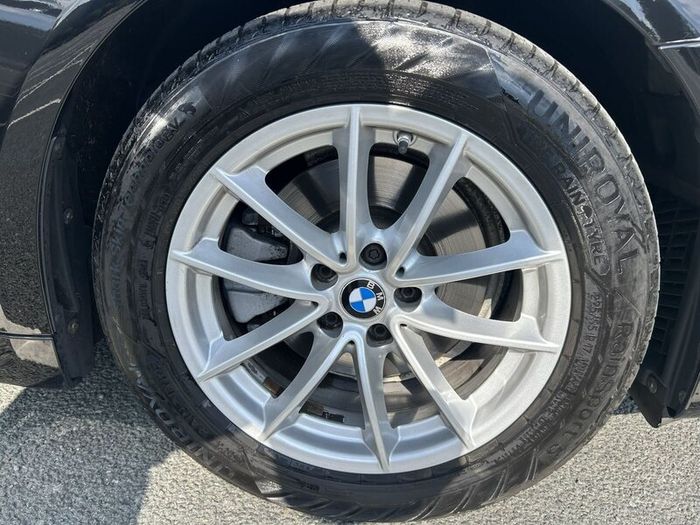 BMW 5-Series 2017 // Cream Leather // Very Low Kms