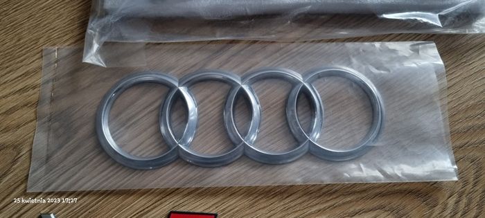 Audi Logo Set - Chrome Or Black