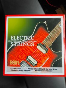 Electric guitar strings