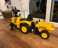 CAT Kids Tractor