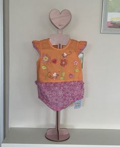 Brand New Baby Girls Romper from Marks & Spencer, Age 0-3 months / EU 56cm.