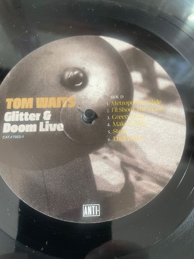 Tom Waits - Glitter And Dome Live (plus 7" and gig ticket)
