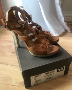 Pied A Terre tan sandals