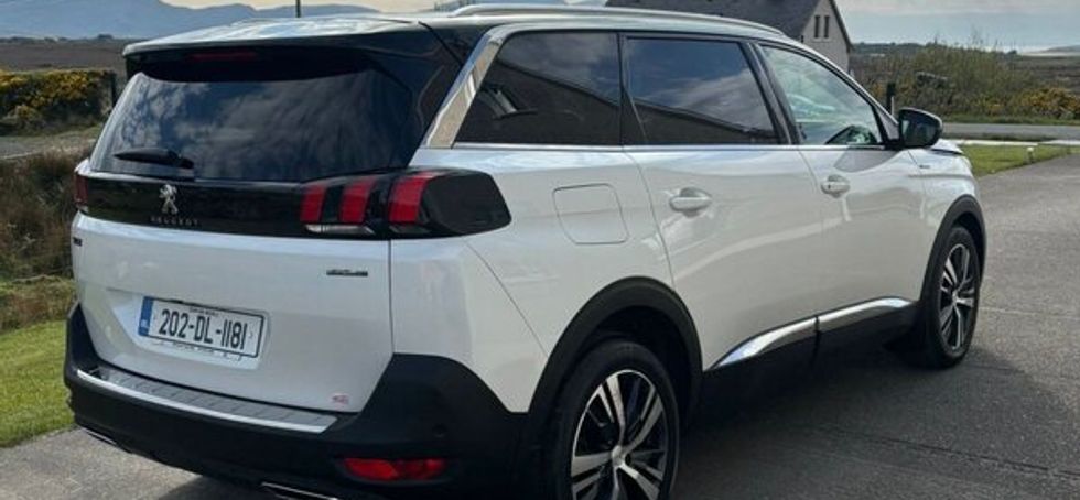 Peugeot 5008 2020