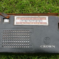 Vintage Crown radio