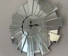 mirror clock